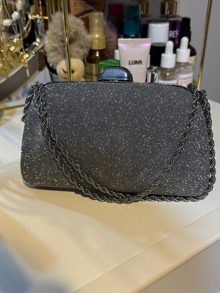 Zincir Detaylı Gri Kadın Abiye Çanta - Görsel 2