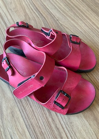 Kız Çocuk Pembe Tokalı Kauçuk Sandalet - Görsel 7