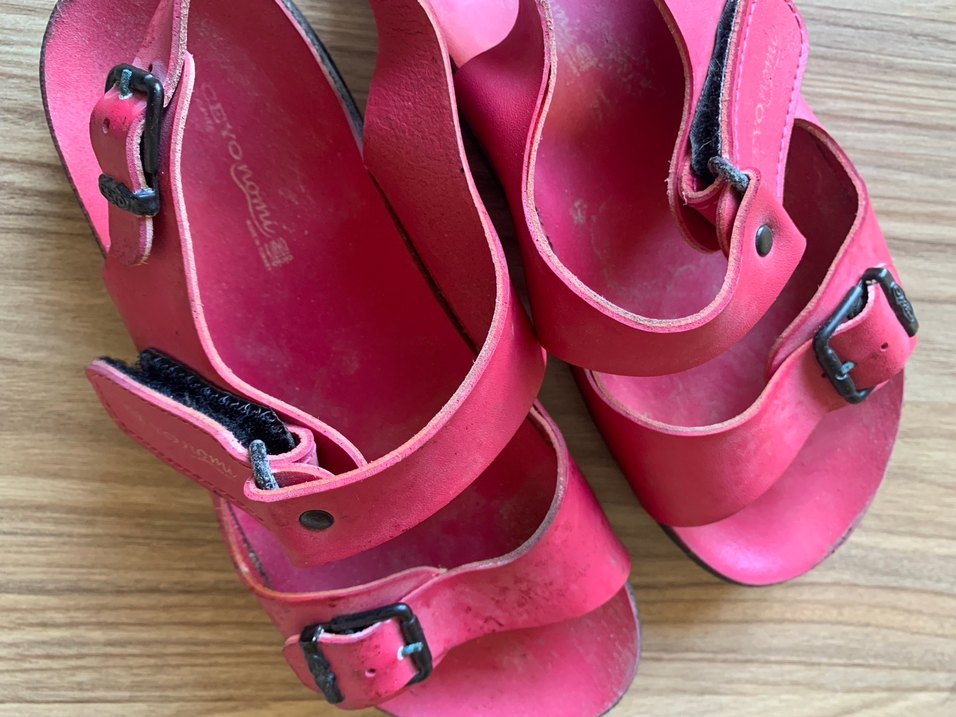 Kız Çocuk Pembe Tokalı Kauçuk Sandalet - Görsel 3