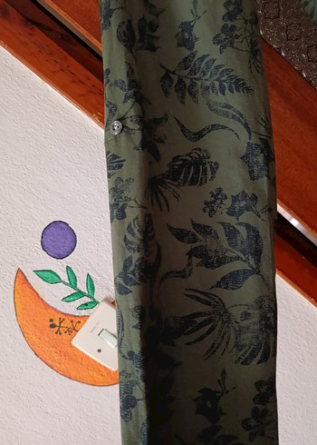 kadın önden bağlamalı yağmurluk kumaşlı haki yeşil ceket - Görsel 6