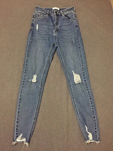 Pull & Bear Skinny Denim Jean