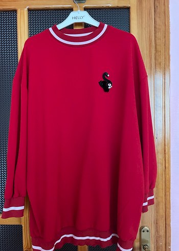 Nakışlı Kırmızı Sweatshirt