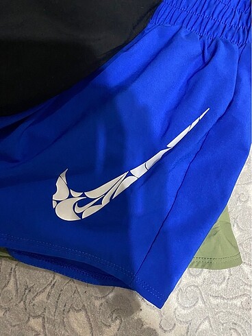 xs Beden lacivert Renk Nike şort
