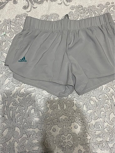 Adidas şort