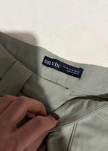 Haki Keten Rahat Kesim Mini Şort - Görsel 2