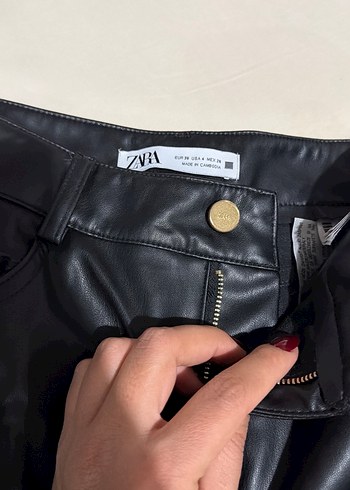 Kadın Siyah Deri Kemerli Midi Pantolon - Görsel 2