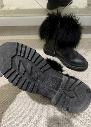 Siyah çıkarılabilen Peluş Detaylı Platform Topuklu Bot - Görsel 2