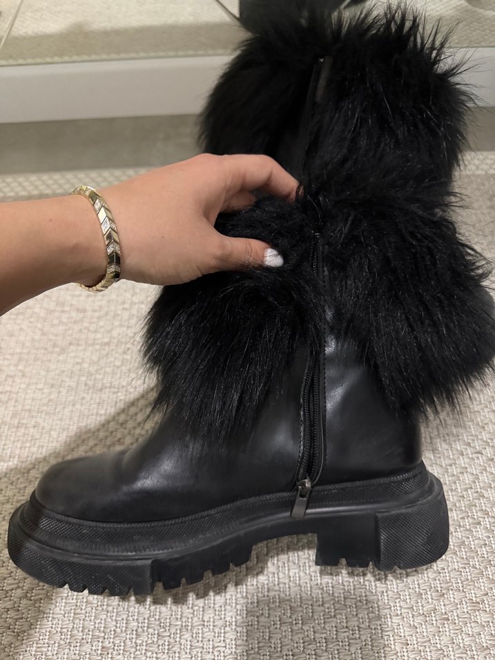 Siyah çıkarılabilen Peluş Detaylı Platform Topuklu Bot - Görsel 3