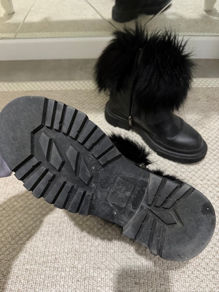 Siyah çıkarılabilen Peluş Detaylı Platform Topuklu Bot - Görsel 2