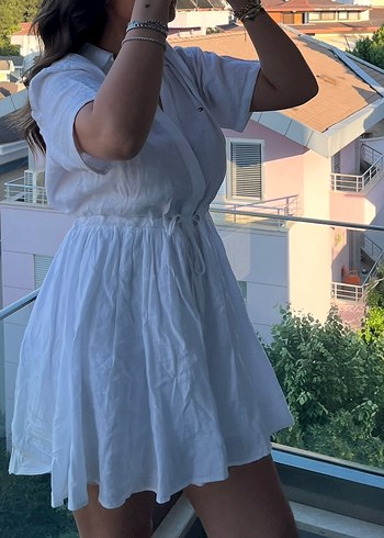 Beyaz Keten V Yaka Midi Elbise