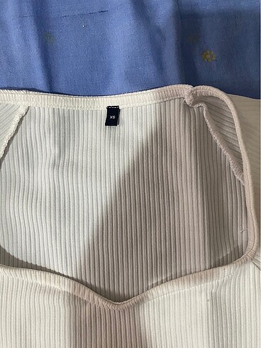 xs Beden beyaz Renk Kalp yaka crop bluz