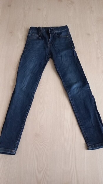 Erkek çocuk jean pantolon 