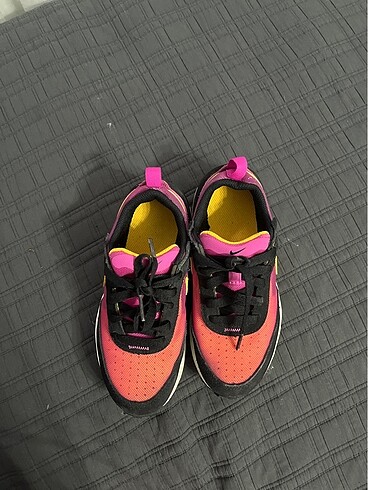 29 Beden çeşitli Renk Nike çocuk spor ayakkabı