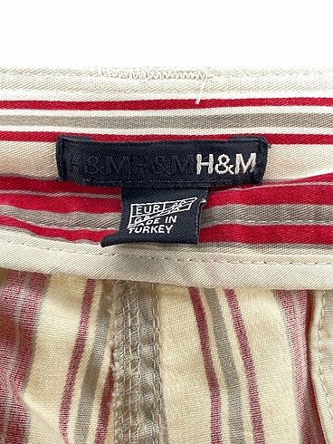 40 Beden çeşitli Renk H&M Düz Kesim %70 İndirimli.