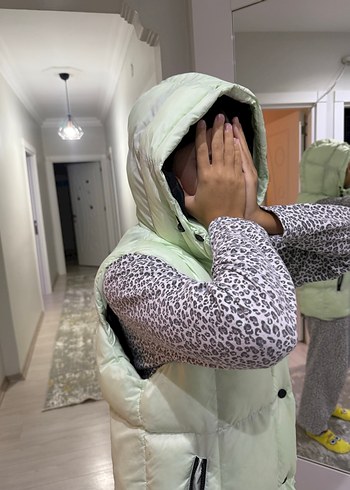 Yeşil Yüksek Yakalı Kadın Yelek - Görsel 6