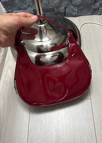 Bordo Parlak Deri Kadın Omuz Çantası - Görsel 2