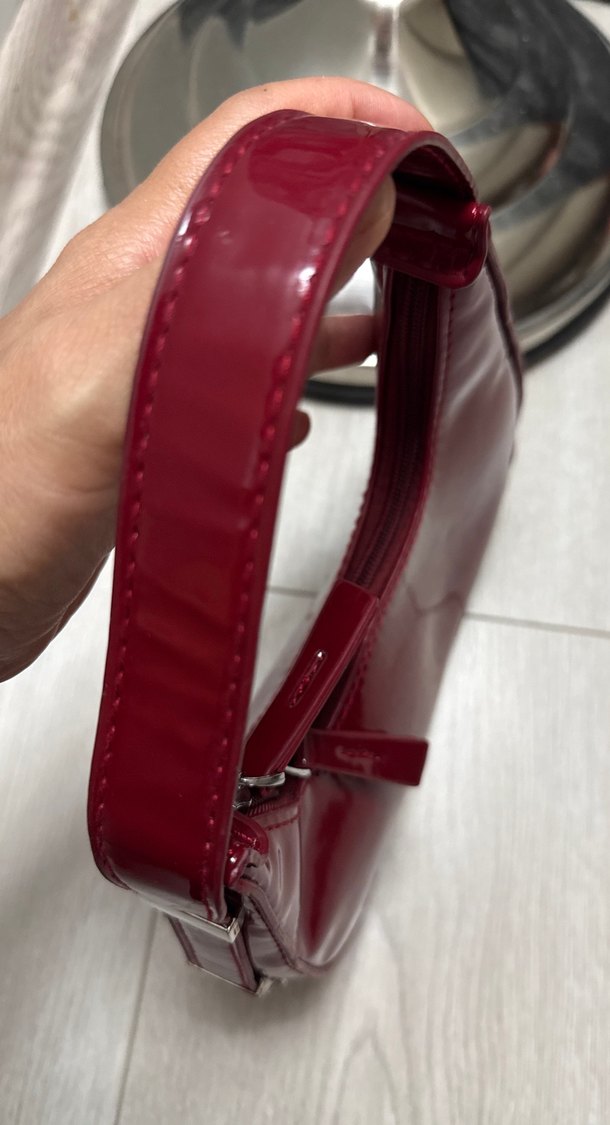 Bordo Parlak Deri Kadın Omuz Çantası - Görsel 5