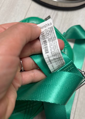 Zincir Detaylı Yeşil Deri Kadın Çanta - Görsel 11