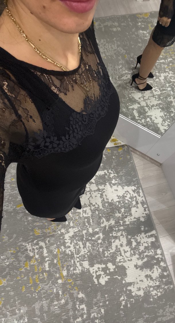 Dantel Detaylı Siyah Midi Elbise - Görsel 5