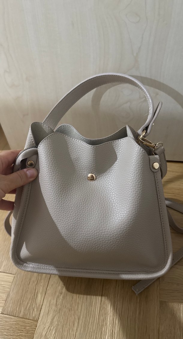 Gri Deri Tokalı Kadın Çanta - Görsel 3