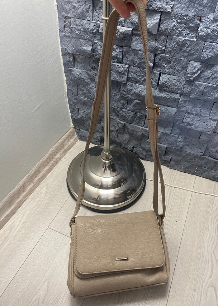 Sağlam hasarsız 6 gözlü çok kullanışlı temiz çanta - Görsel 3