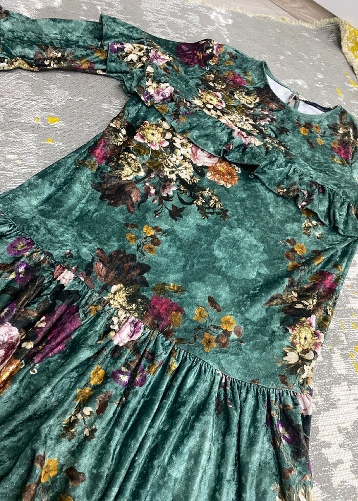 Marka inde kadife desenli - Görsel 2