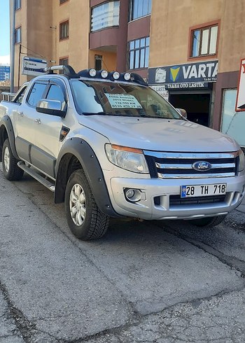 Gri Ford Araba