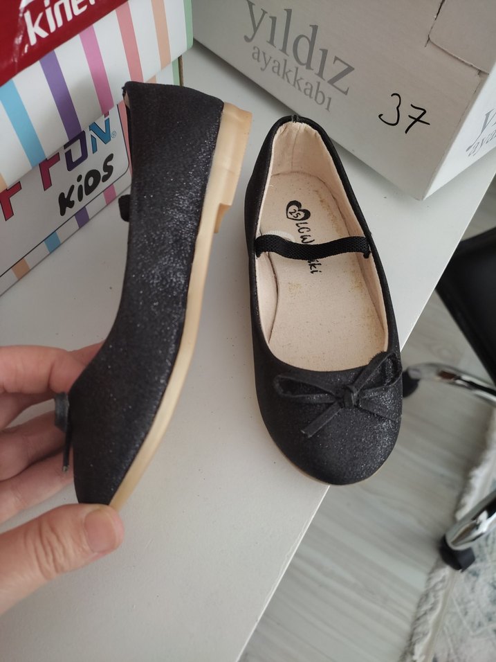 Kız Çocuk Siyah Klasik Babet Ayakkabı - Görsel 2