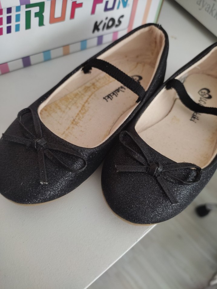 Kız Çocuk Siyah Klasik Babet Ayakkabı - Görsel 4