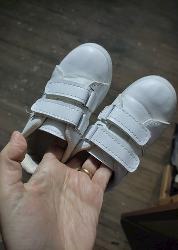 Kız Çocuk Beyaz Cırt Cırtlı Spor Ayakkabı - Görsel 4