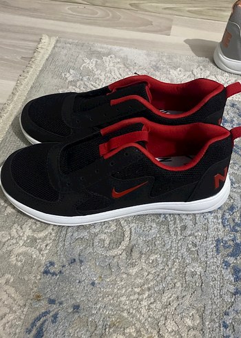 Kırmızı Siyah Erkek Spor Ayakkabı(40 numara - Görsel 2