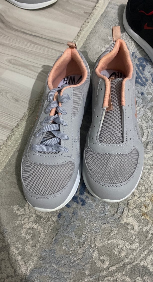 Gri Bağcıklı Kadın Spor Ayakkabı 39 40 numara - Görsel 2
