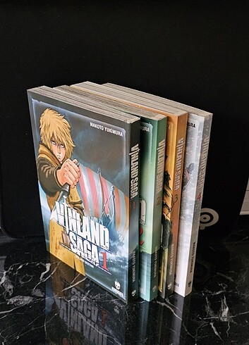 Vinland Saga ilk 4 cilt set 