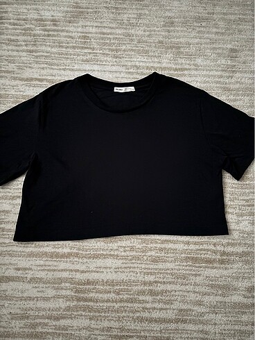 pull and bear crop