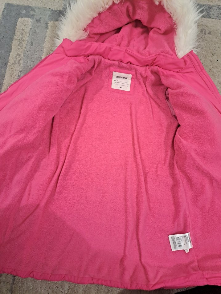 Kız Çocuk Kapüşonlu Pembe Kürklü Mont - Görsel 5