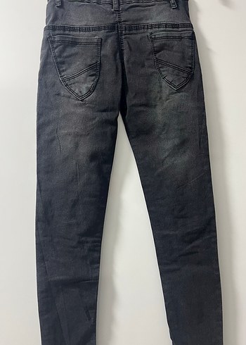 Kız Çocuk Siyah Zımbalı Dar Kot Pantolon - Görsel 2