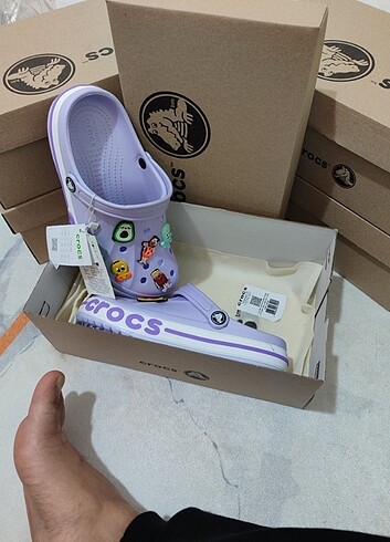 39 Beden Crocs bayaband