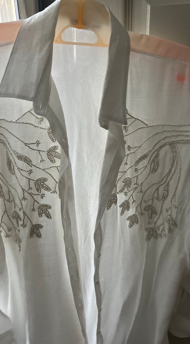 Nakışlı, uzun kollu, bol kesim keten gömlek - Görsel 3