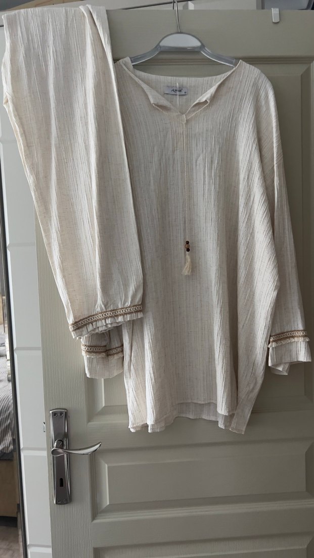 Püsküllü Uzun Kollu Beyaz Bohem Keten Tunik - Görsel 3