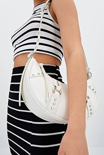 stradivarius yarım ay çanta