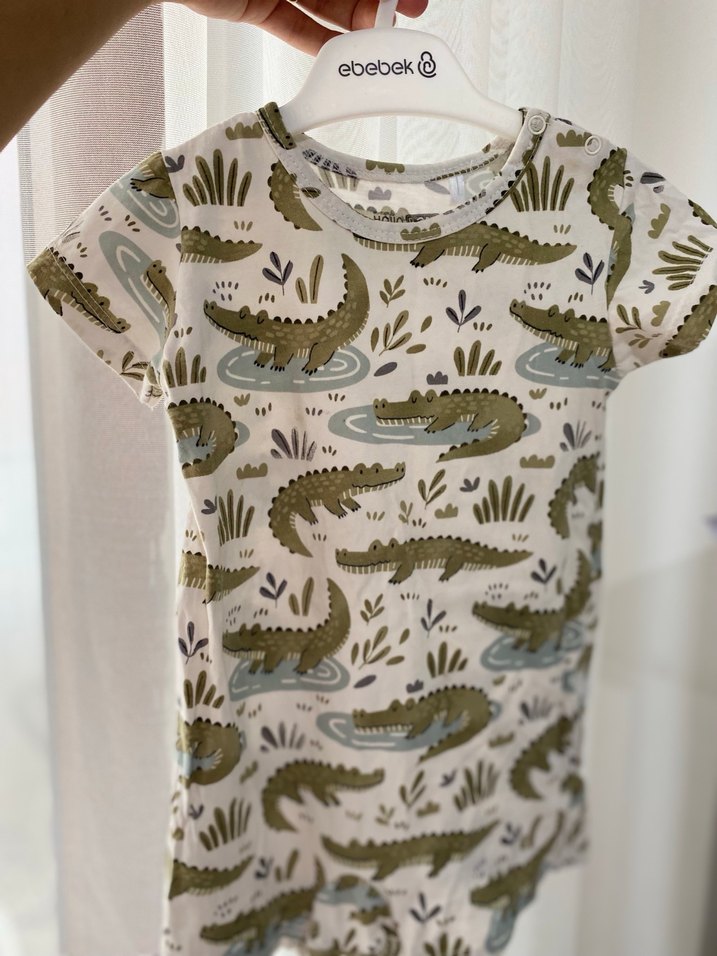 Beyaz Baskılı Erkek Çocuk Kısa Tulum - Görsel 2