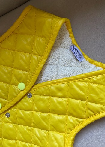 Sarı Erkek Çocuk Düğmeli Yelek - Görsel 3