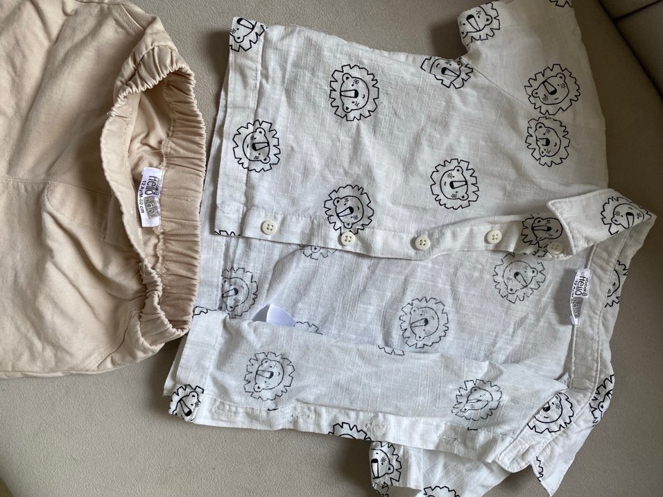 Gri Aslan Desenli Beyaz Keten Bebek Takımı - Görsel 5