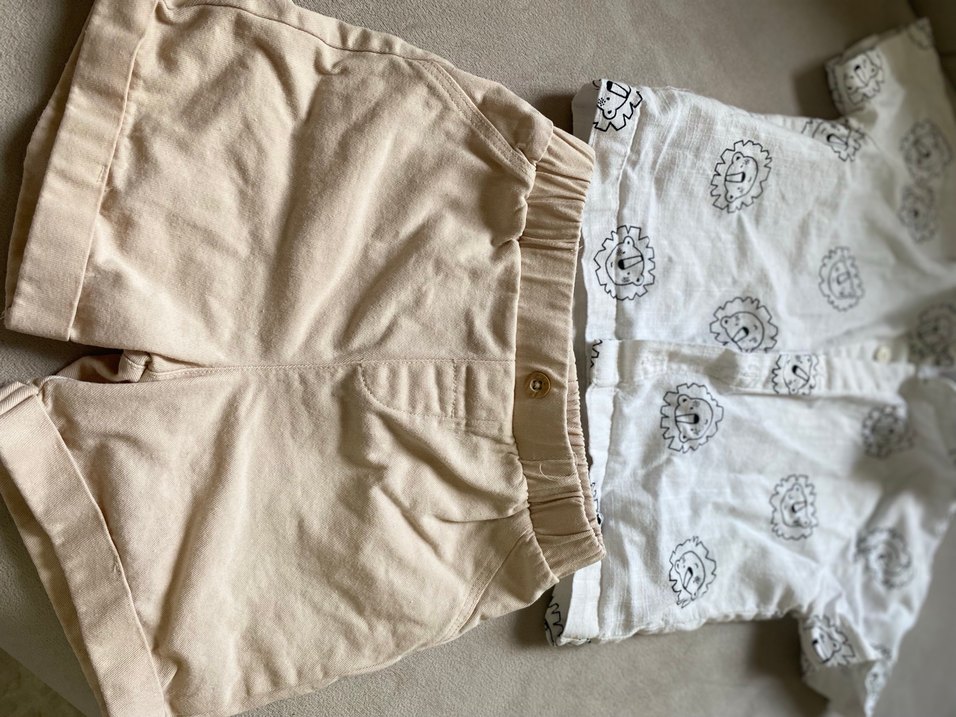 Gri Aslan Desenli Beyaz Keten Bebek Takımı - Görsel 3