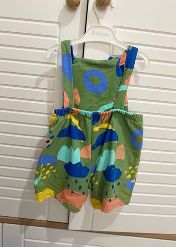 Erkek Çocuk Renkli Düğmeli Askılı Tulum - Görsel 2