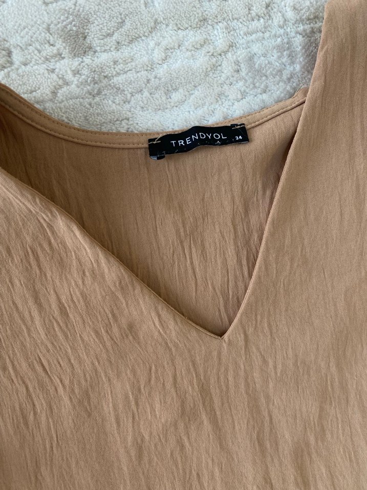 Bej V Yaka Fırfırlı Midi Keten Elbise - Görsel 2