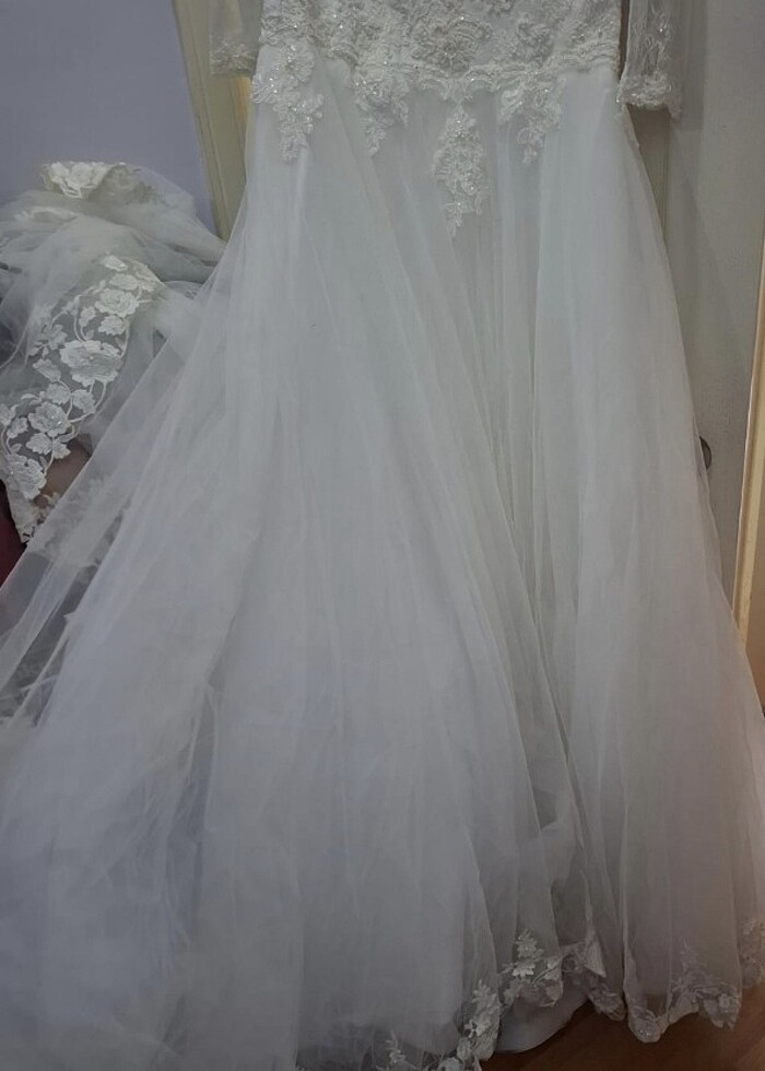 Bir kere kullanılmış temiz gelinlik - Görsel 4
