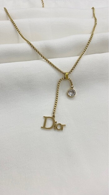  Beden altın Renk Dior Çelik Kolye