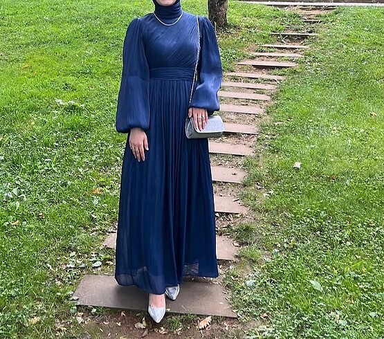 Drape Detay Lacivert Tesettür Abiye