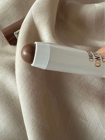 Beden Golden rose contour stick 03